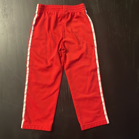 Adidas sweatpants size 3T - Picture 2 of 5